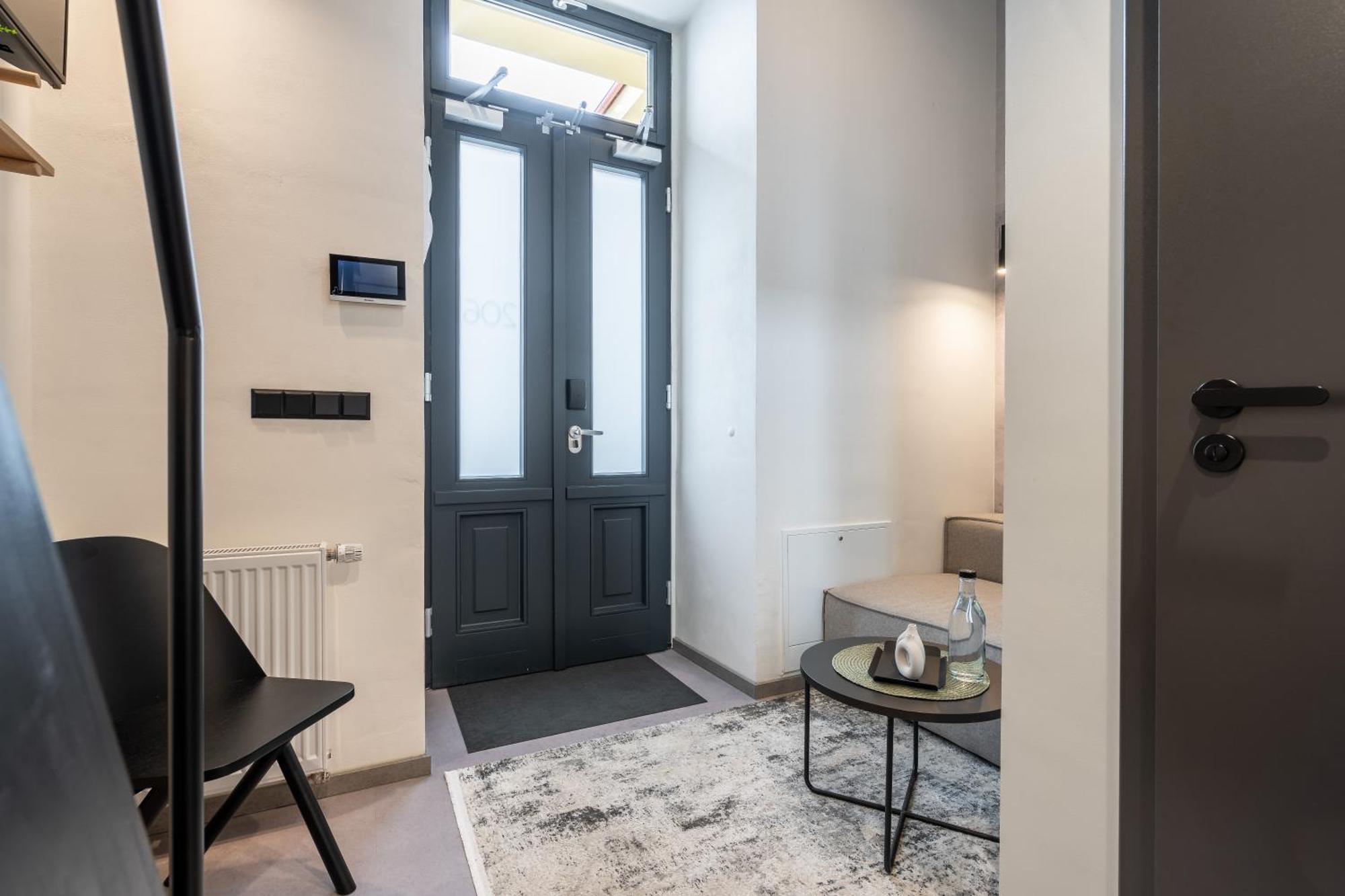 Aparthotel Honest Karlin Prag Zimmer foto